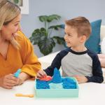 Kinetic Sand - Set Sandbox: con Arenero, 454 g de Arena Mágica Azul y 4 Accesorios - Kit Manualidades Niños - 6067478 - Juguetes Niños 3 Años + thumbnail 4