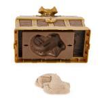 Kinetic Sand, Treasure Hunt Playset with 9 Surprise Reveals, 567g Brown and Rare Shimmer Gold Play Sand, Sensory Toys for Kids Ages 3 and up thumbnail 7