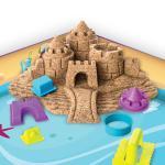 Kinetic Sand, Set un Día en la Playa, con moldes en forma de castillo y 12 onzas de Kinetic Sand, para niños de 3 años en adelante thumbnail 3