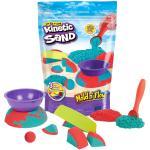Kinetic Sand Mold n’ Flow, 680g Red and Teal Play Sand, 3 Tools Sensory Toys for Kids Aged 3+